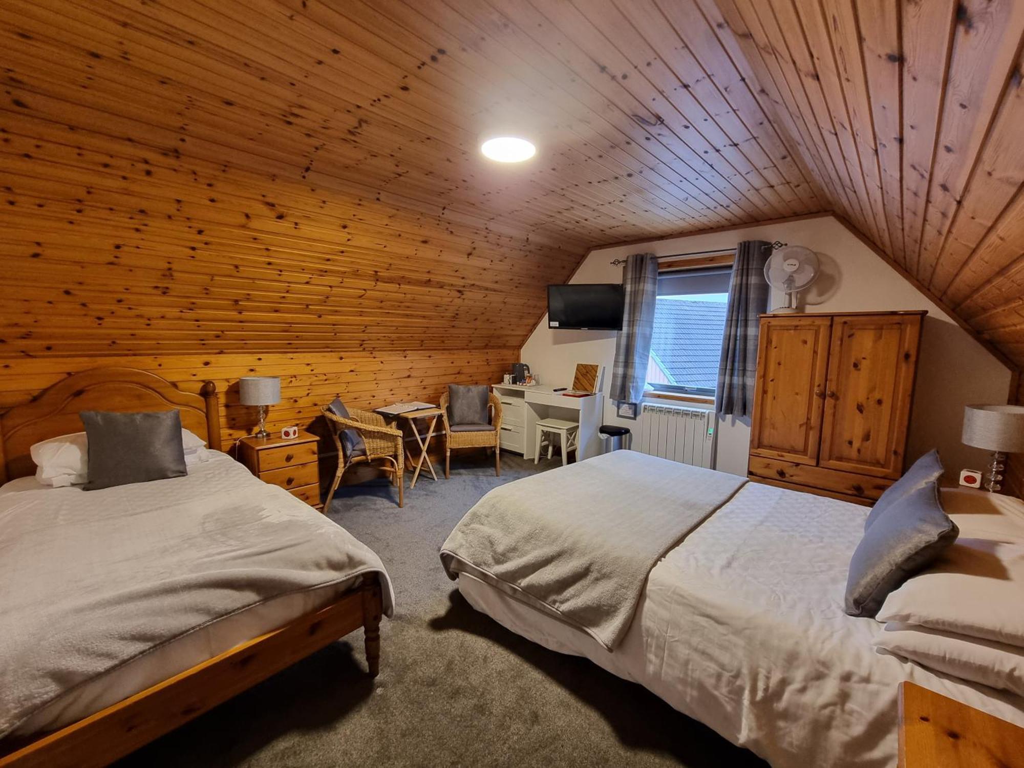 Carn Mhor Bed And Breakfast Aviemore Δωμάτιο φωτογραφία